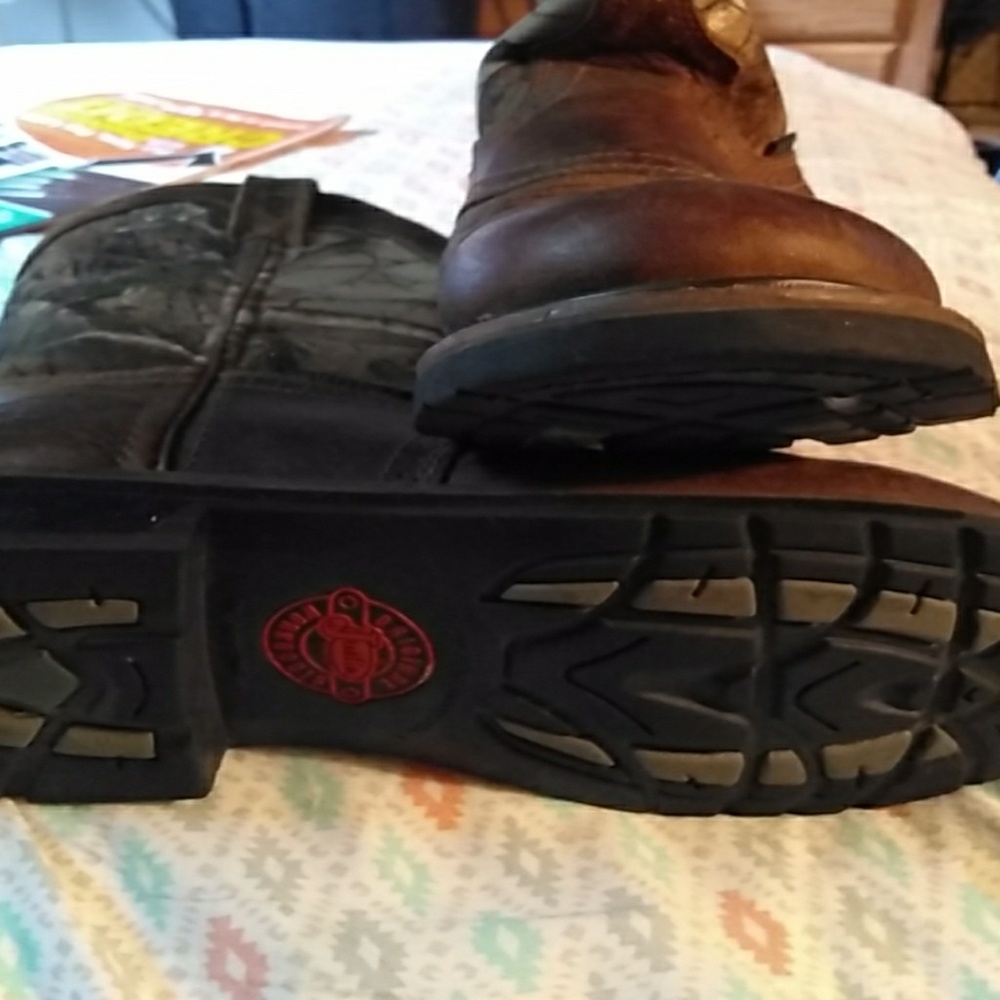 Justin work boots size 7.5